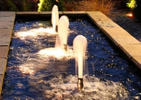 Fontaine à tête de danse Buseaux en acier inoxydable Jet mousseux pour la musique Fontaine, fontaine d'étang