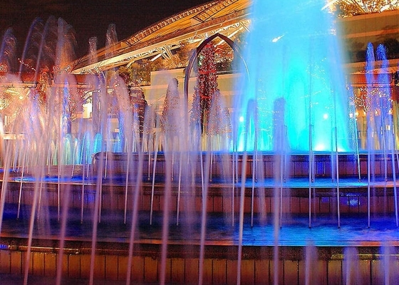la fontaine colorée de danse de musique de 5mm équipe le jet d'un gicleur d'eau 30Kpa