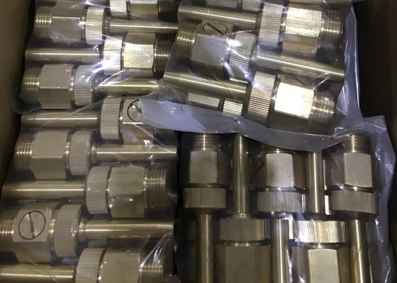 les becs en laiton de fontaine de débouché de l'eau de 20mm voyagent en jet la conception DN50 graphique