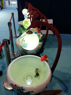 Cuvette en céramique chinoise de poissons du modèle 520mm de pivoine avec la lampe