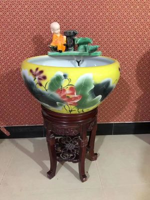 Les poissons du modèle ccc Koi de Lotus d'accessoires d'aquariums roulent