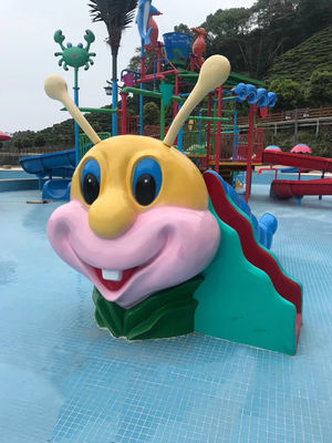 Glissière d'eau de bateau de terrain de jeu d'enfants de TUV pour la station de vacances d'arrière-cour