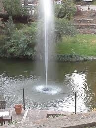 Fontaine d'eau d'acier inoxydable flottant l'ensemble de Foutnain