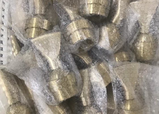 1" bec entièrement en laiton réglable de fleur de jet de fontaine de fan de direction